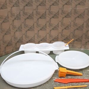 3 pc. Tupperware bundle plus extras